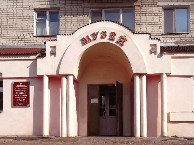 photo_5853667888034679756_x